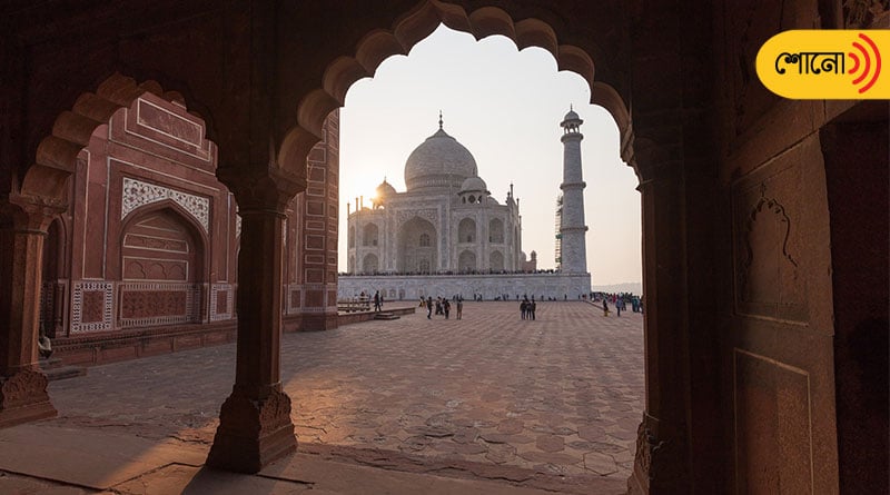 4 arrested for offering Namaz at Taj Mahal mosque