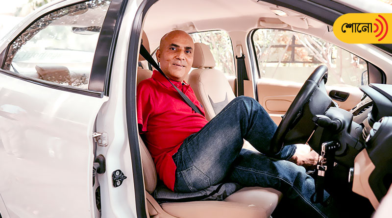 A double amputee from Indore, who drives with his legs