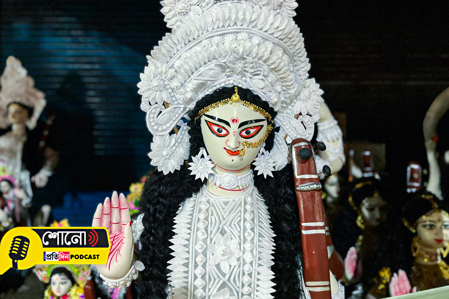 Know the reasons behind all the special rituals on the day of Saraswati Puja