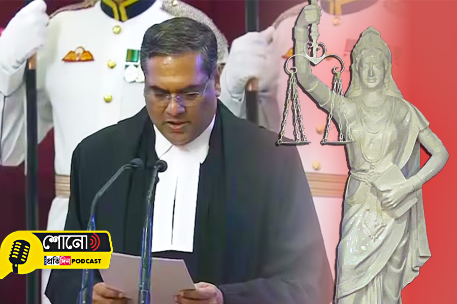 Justice Sanjeev Khanna takes oath as 51st CJI