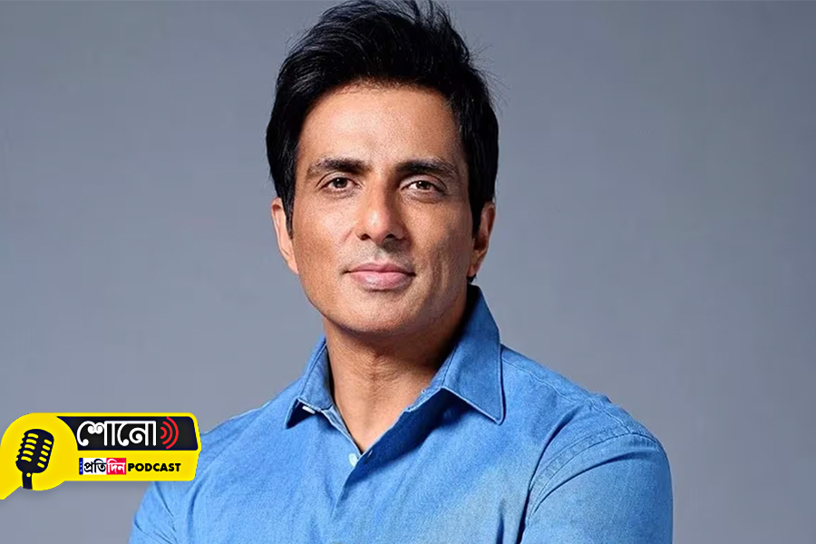 Know the reason why Sonu Sood Refused Offer of Chief Minister Post