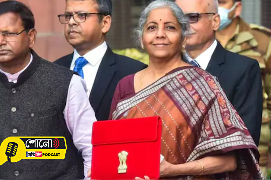 Nirmala Sitharaman aims to make history with 8th consecutive presentation